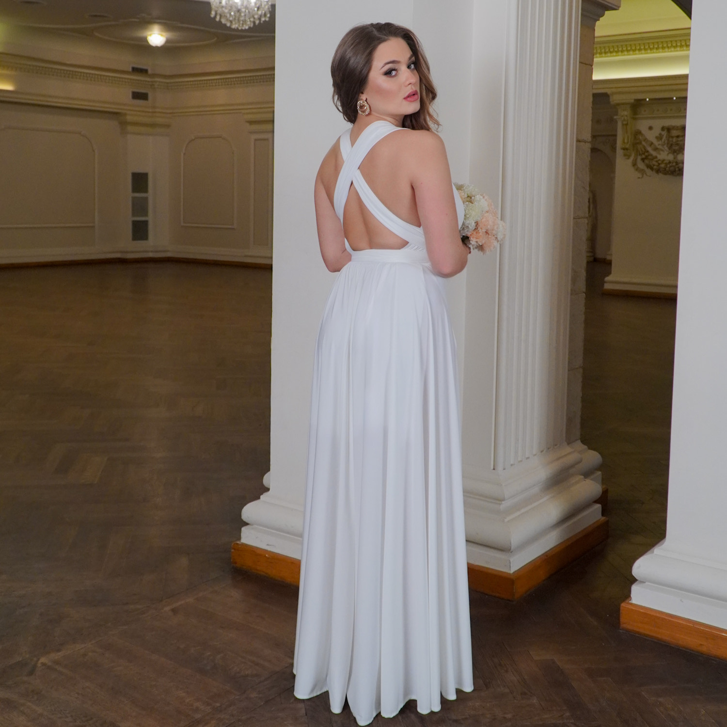 Suknia satynowa szampańska bridalstole